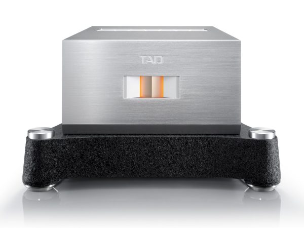 TAD M700 Power Amplifier