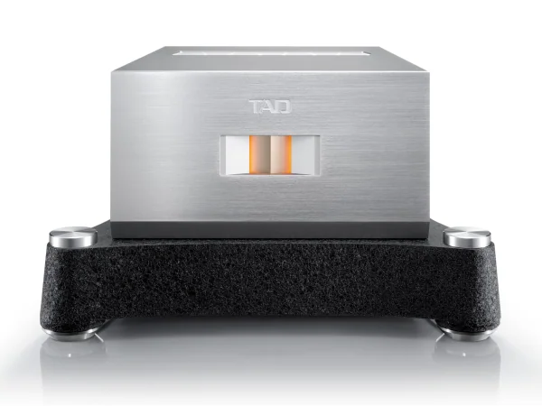 TAD M700 Power Amplifier