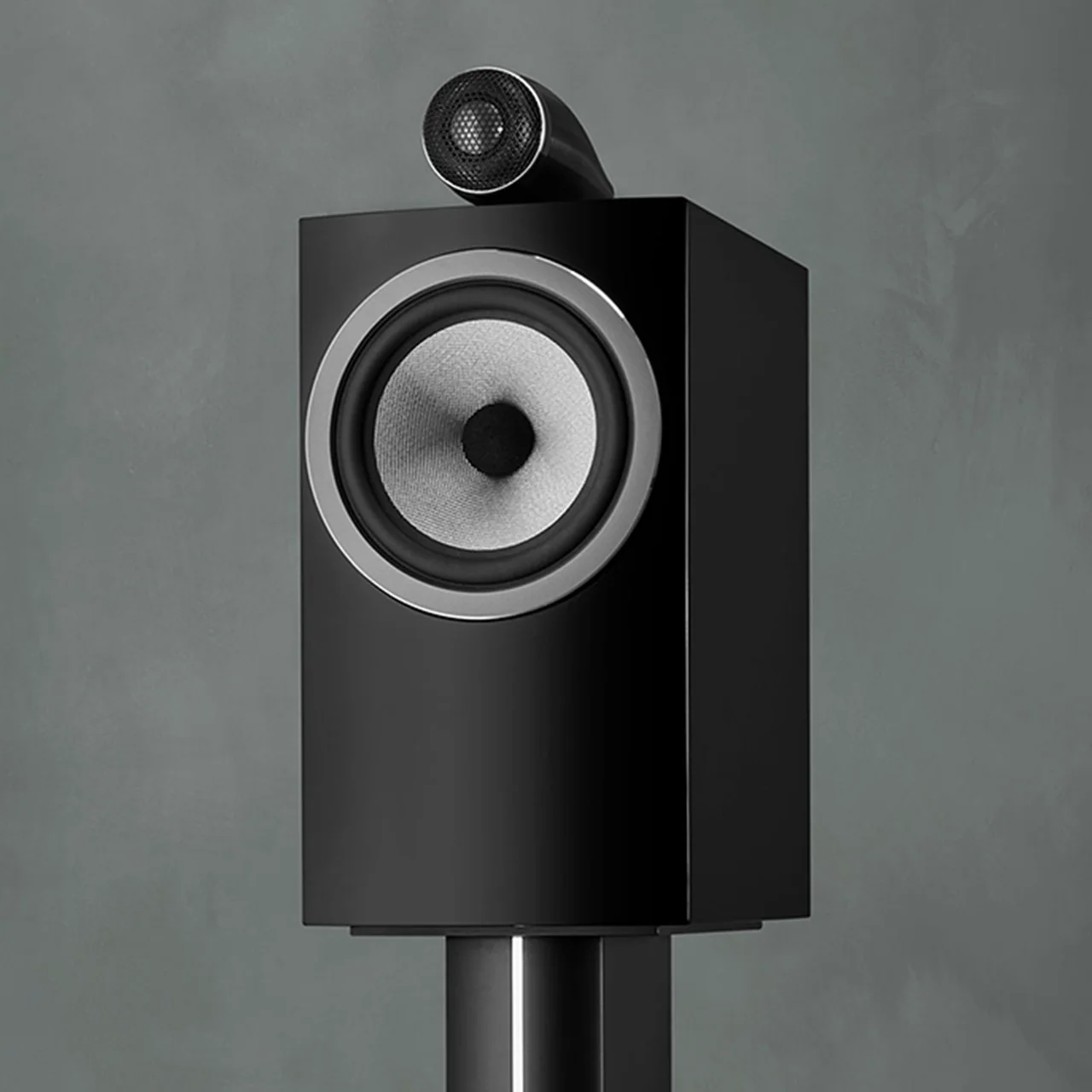 705-S3-BW-standmount-speaker-hifi-tweeter-close-up