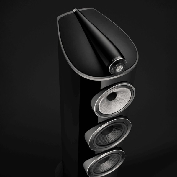 804-D4-BW-floorstanding-speaker-hifi-gloss-black-close-up