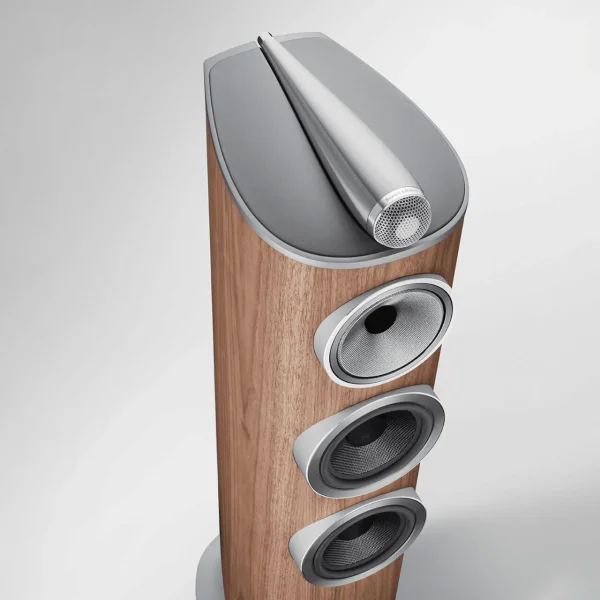 804-D4-BW-floorstanding-speaker-hifi-satin-walnut-close-up