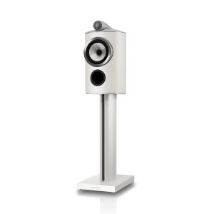 Bowers & Wilkins 805 D5 stand-mount speaker in Warm White on its FS-805 D5 stand, angled view